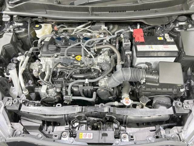 Toyota YARIS 2022-09 27127-18