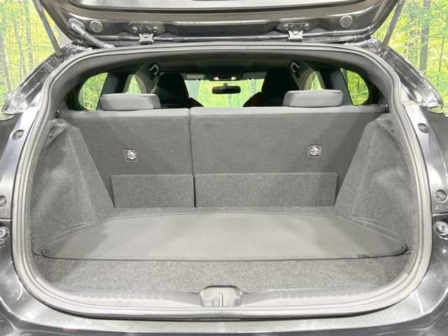 Toyota YARIS 2022-09 27127-10