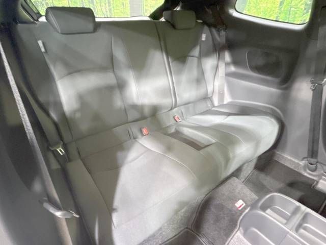 Toyota YARIS 2022-09 27127-9