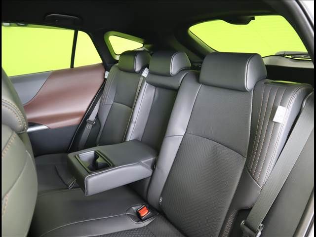 Toyota HARRIER 2023-03 187106-29
