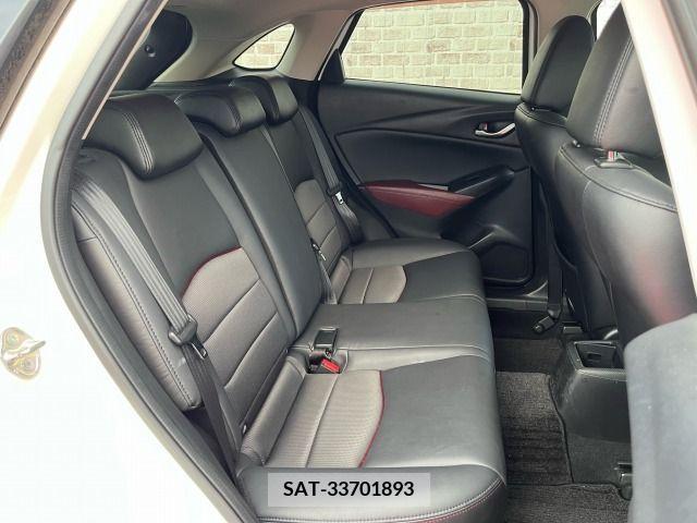 Mazda CX-3 2015-02 358437-9