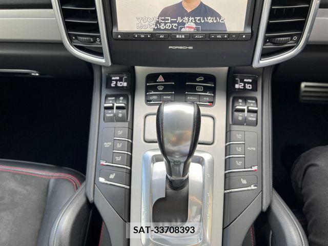 Porsche CAYENNE 2016-06 333198-19