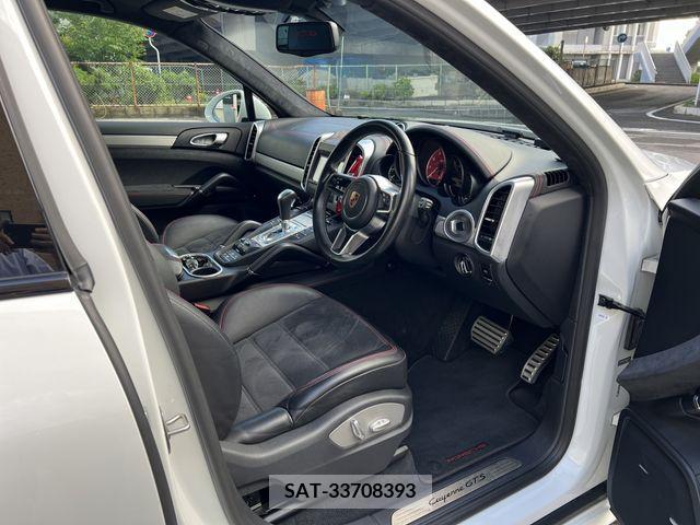 Porsche CAYENNE 2016-06 333198-12