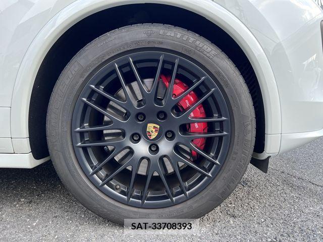 Porsche CAYENNE 2016-06 333198-4