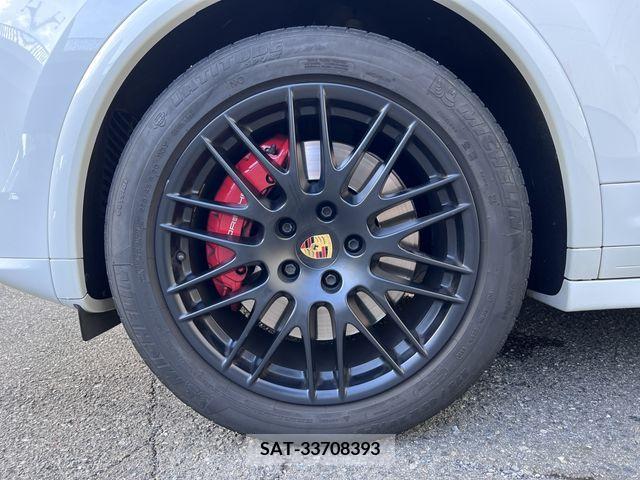 Porsche CAYENNE 2016-06 333198-11