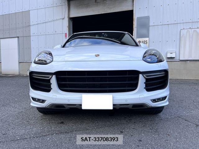 Porsche CAYENNE 2016-06 333198-1