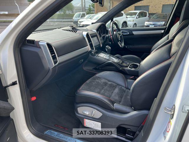 Porsche CAYENNE 2016-06 333198-27