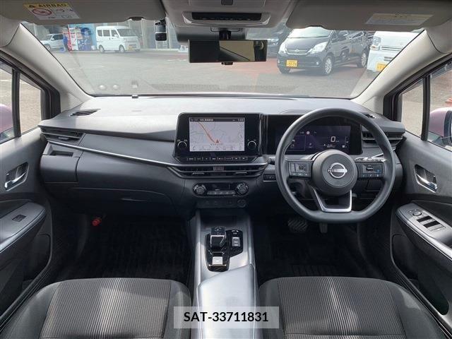 Nissan NOTE 2021-04 302466-1