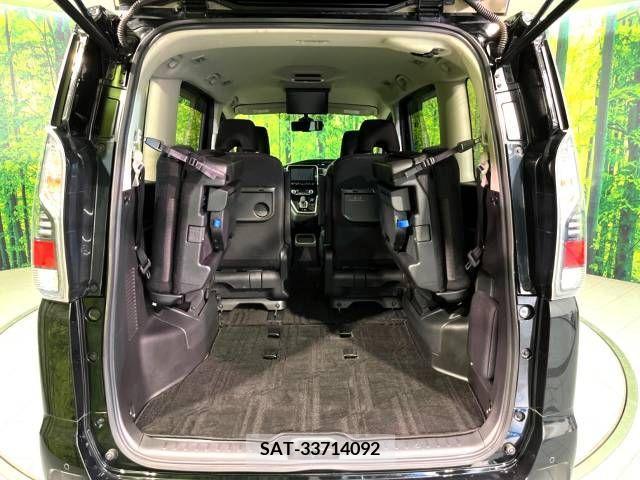 Nissan SERENA 2019-05 325028-11