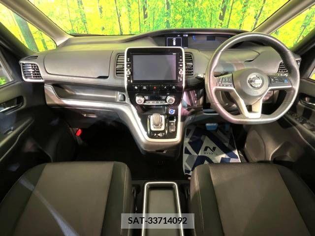 Nissan SERENA 2019-05 325028-1
