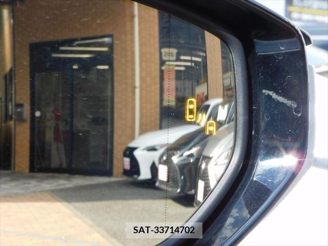 Lexus IS 2020-11 203252-6