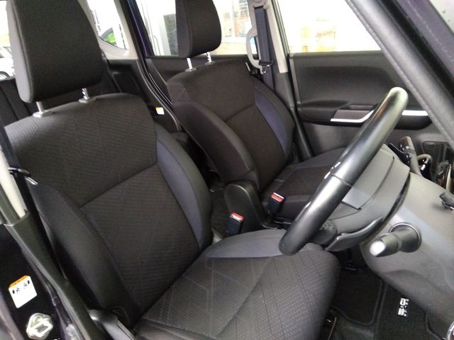Mitsubishi DELICA D2 2018-08 22693-6