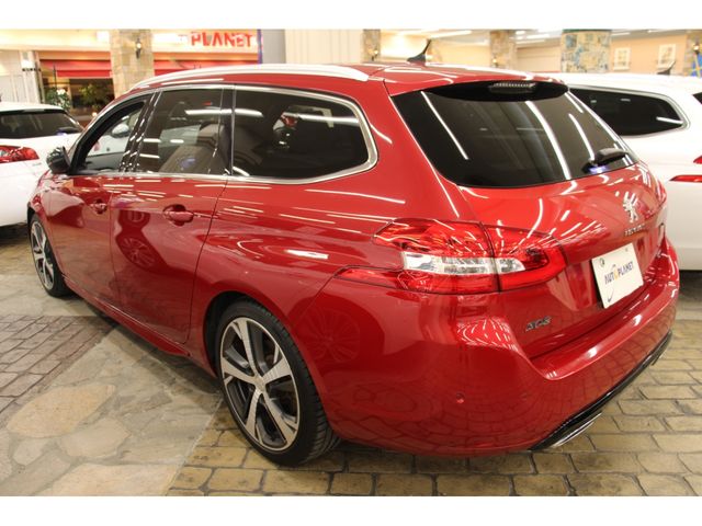 Peugeot 308 2016-09 13853-24