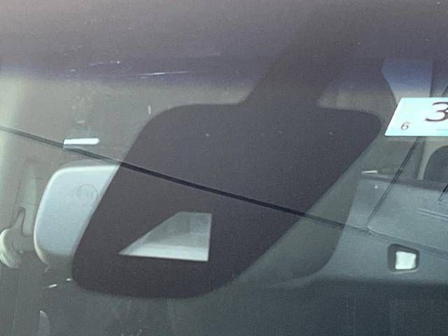 Nissan SERENA 2015-02 28304-5