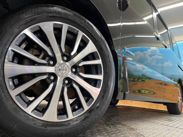 Nissan SERENA 2015-02 28304-14