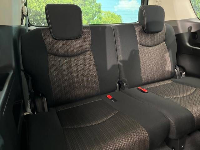 Nissan SERENA 2015-02 28304-10