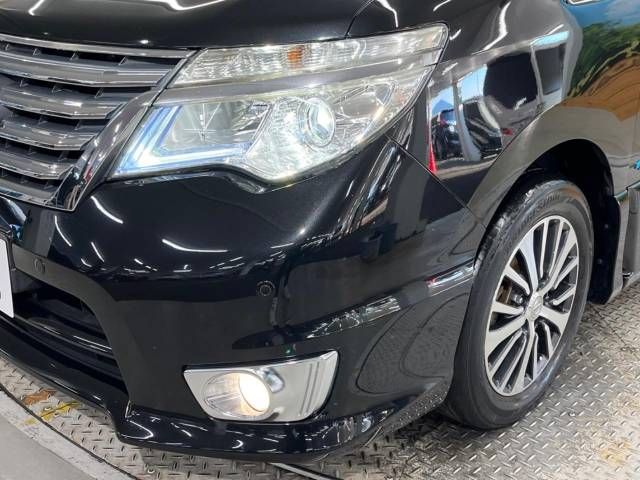 Nissan SERENA 2015-02 28304-13