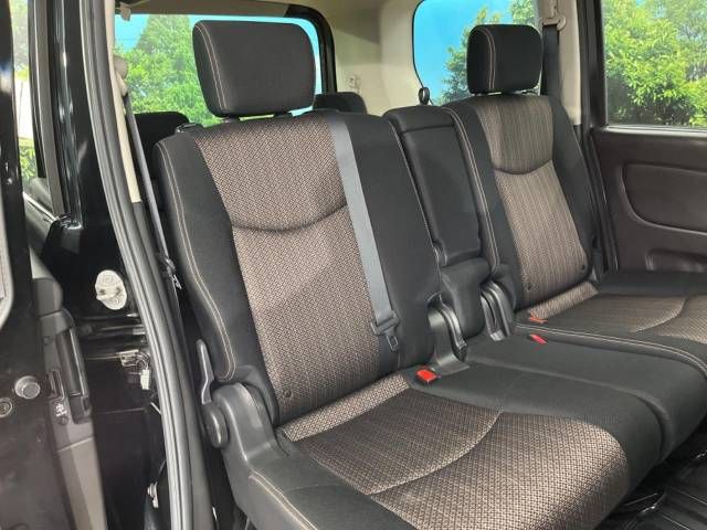 Nissan SERENA 2015-02 28304-9