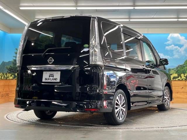 Nissan SERENA 2015-02 28304-18