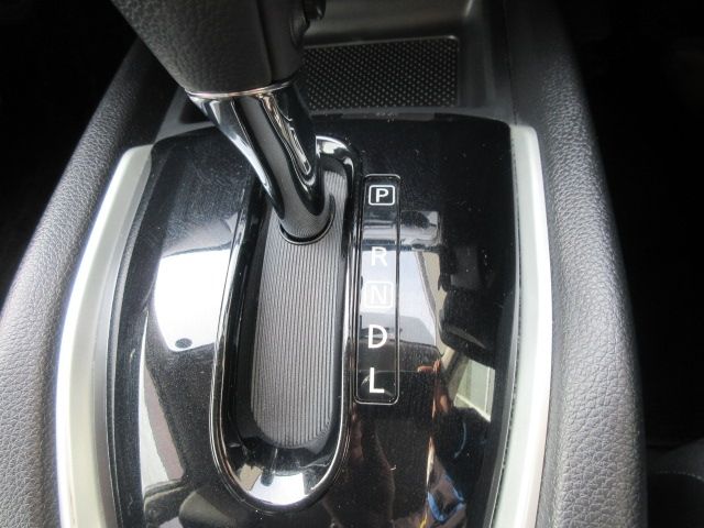 Nissan X-TRAIL 2014-10 2086-15