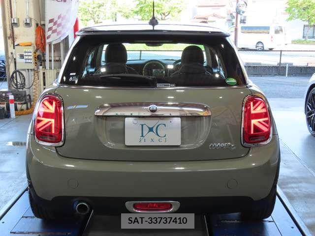 Bmw MINI 2019-03 392235-9