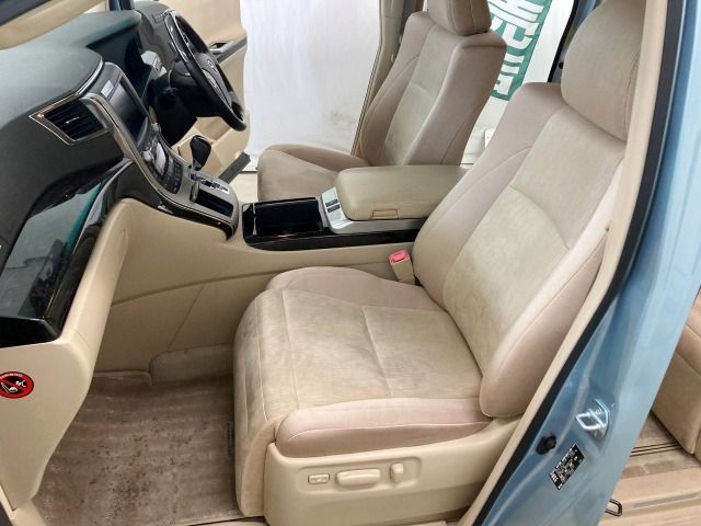 Toyota VELLFIRE 2014-01 28031-9
