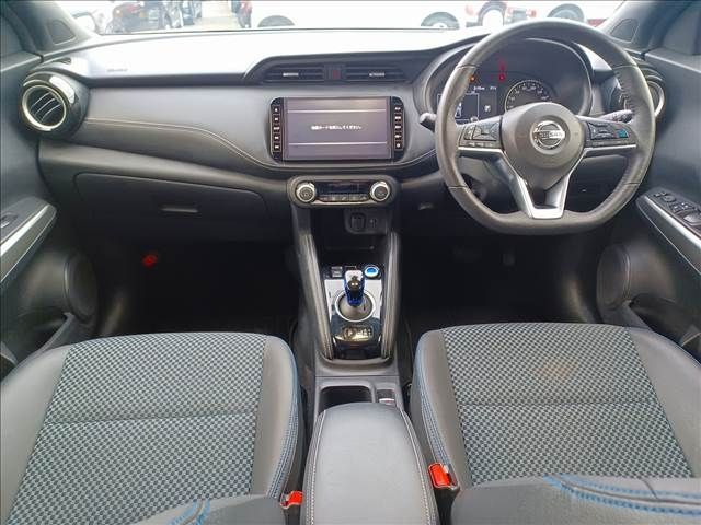 Nissan KICKS 2020-12 28767-1