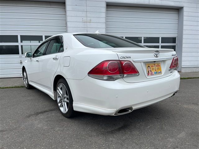 Toyota CROWN SEDAN 2010-05 6078-5