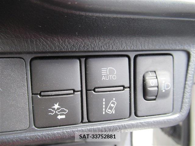 Toyota COROLLA AXIO 2018-07 349940-6