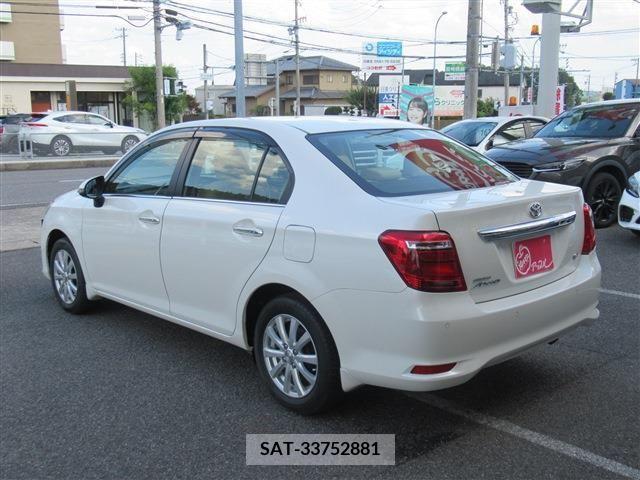 Toyota COROLLA AXIO 2018-07 349940-1