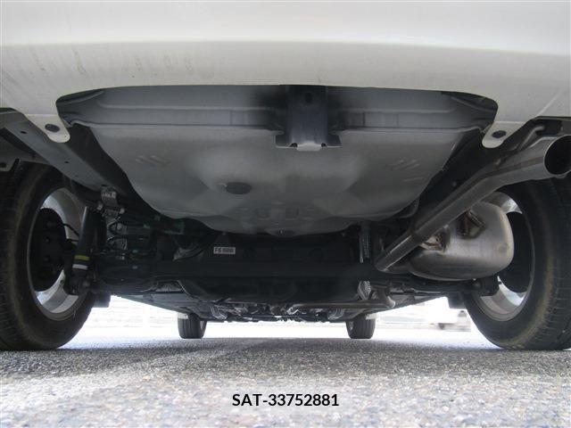 Toyota COROLLA AXIO 2018-07 349940-17