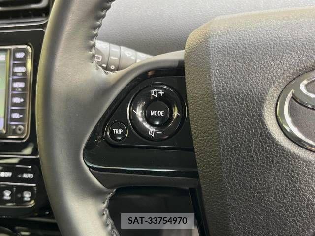 Toyota PRIUS 2021-05 322462-6