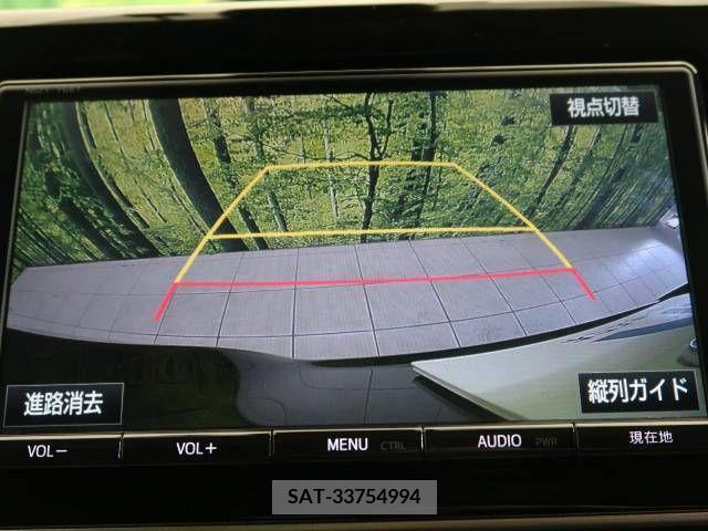 Toyota NOAH 2017-08 321524-3