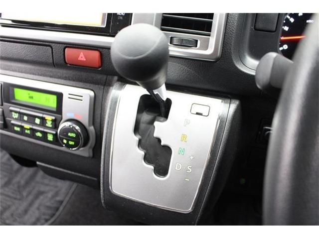 Toyota HIACE WAGON 2017-03 193519-16