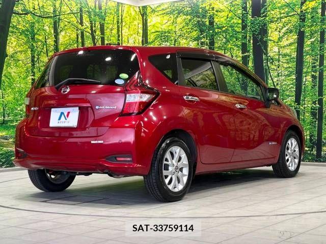 Nissan NOTE 2018-08 305431-17
