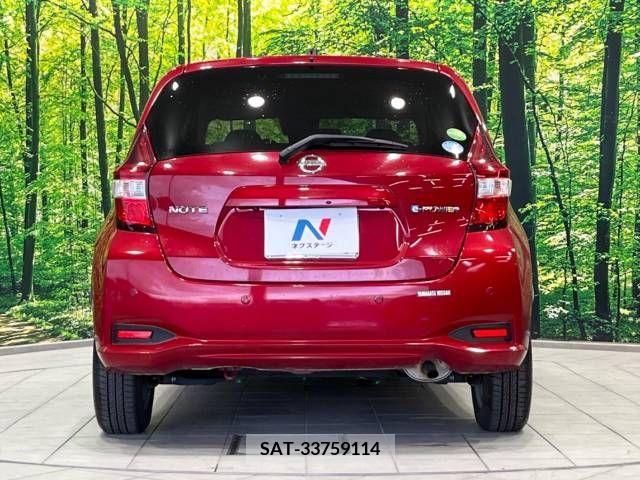 Nissan NOTE 2018-08 305431-15