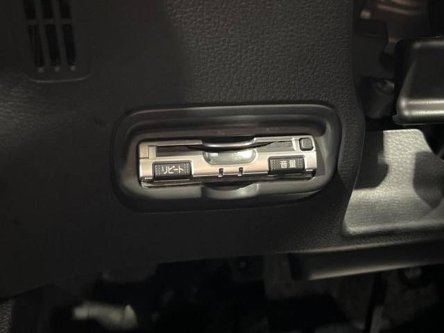 Honda VEZEL 2014-07 17631-7