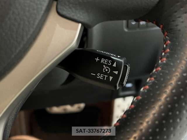 Lexus IS 2013-10 297904-12