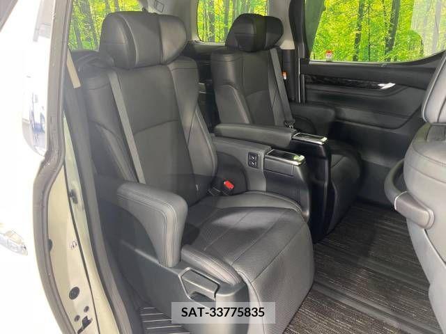 Toyota ALPHARD 2023-02 299581-6