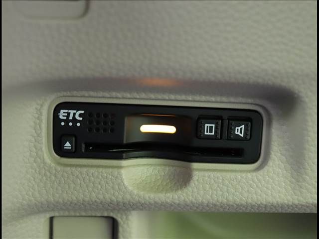 Honda N BOX 2018-03 188621-7