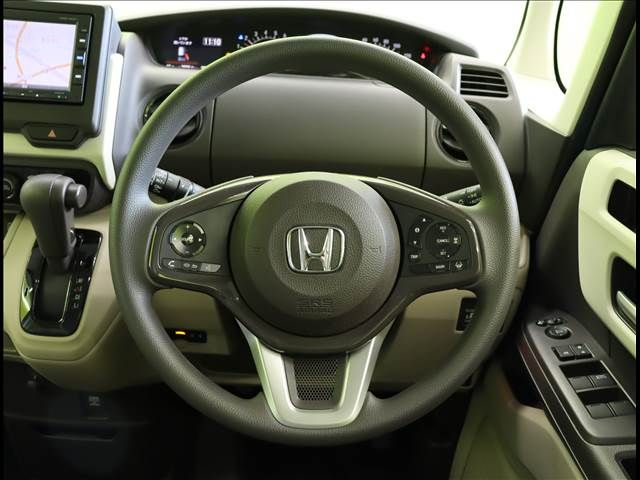 Honda N BOX 2018-03 188621-9
