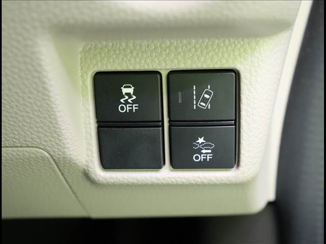Honda N BOX 2018-03 188621-12