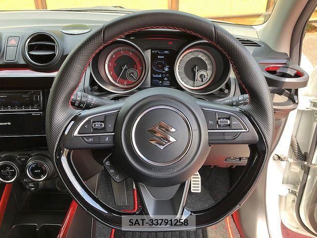 Suzuki SWIFT 2022-12 349560-13