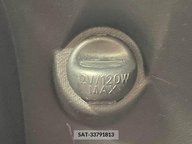 Toyota AQUA 2012-09 221589-11