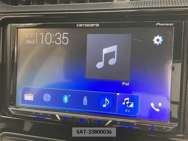 Toyota AQUA 2019-01 337958-3