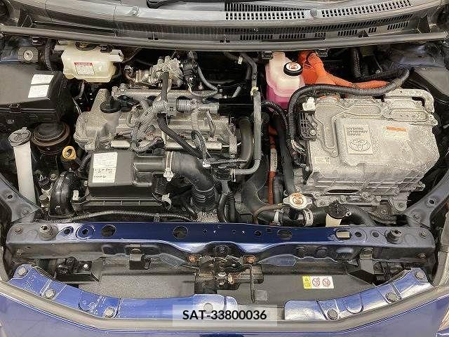 Toyota AQUA 2019-01 337958-17