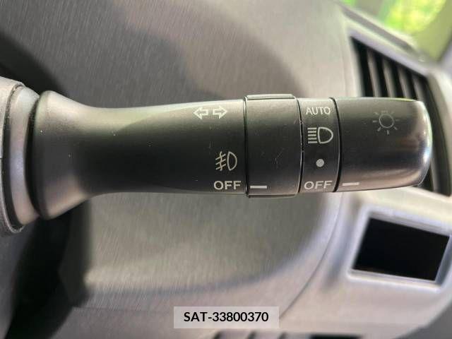 Toyota PRIUS ALPHA 2013-11 322241-7