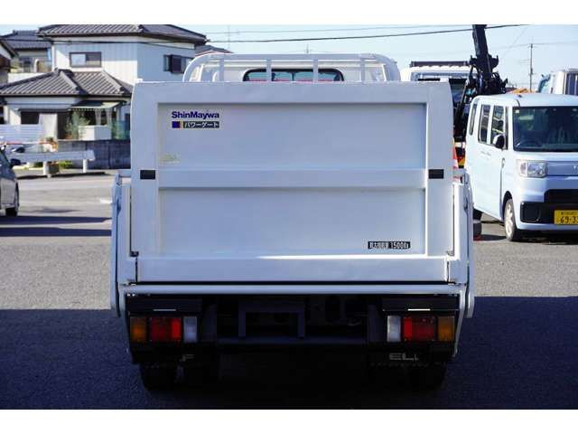 Isuzu ELF TRUCK 2013-11 187481-3