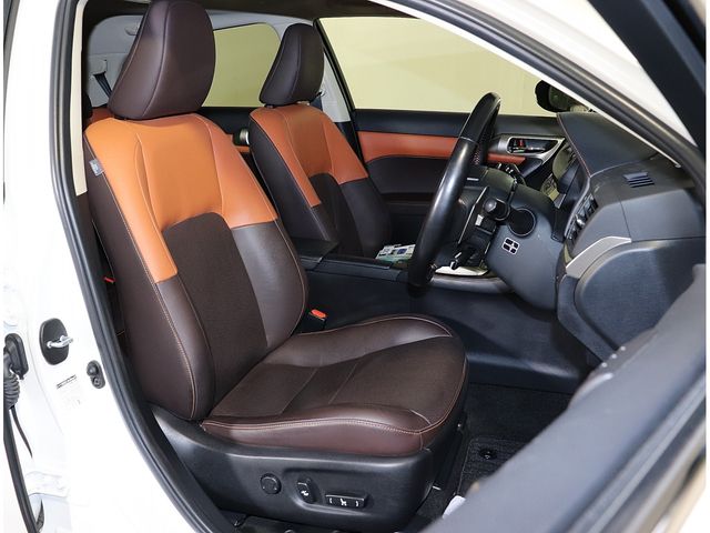 Lexus CT 2018-06 3051-17
