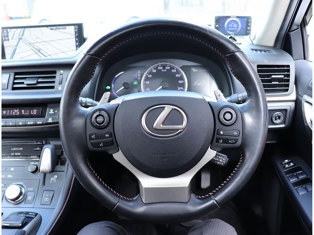 Lexus CT 2018-06 3051-14